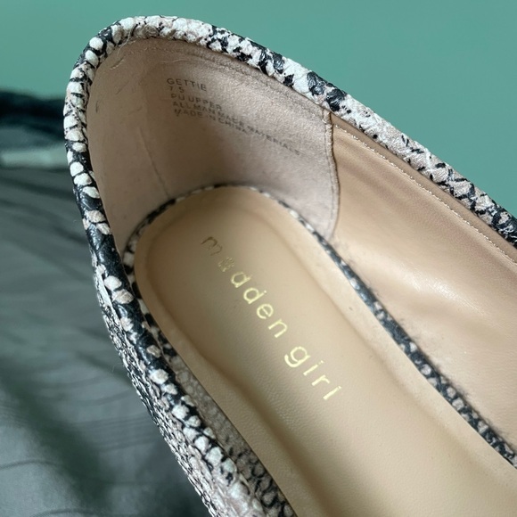 Madden Girl Loafers 7.5 - Picture 3 of 4